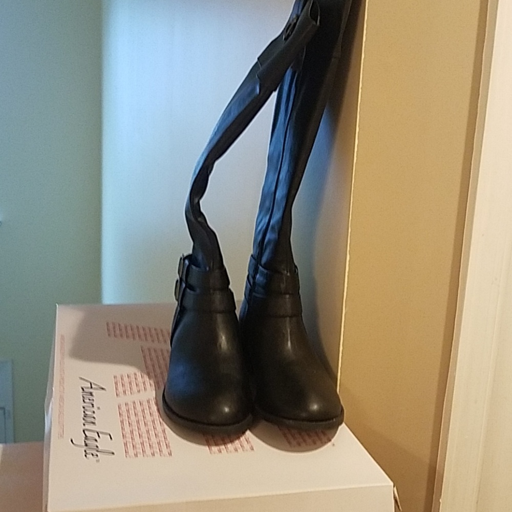 Black boots